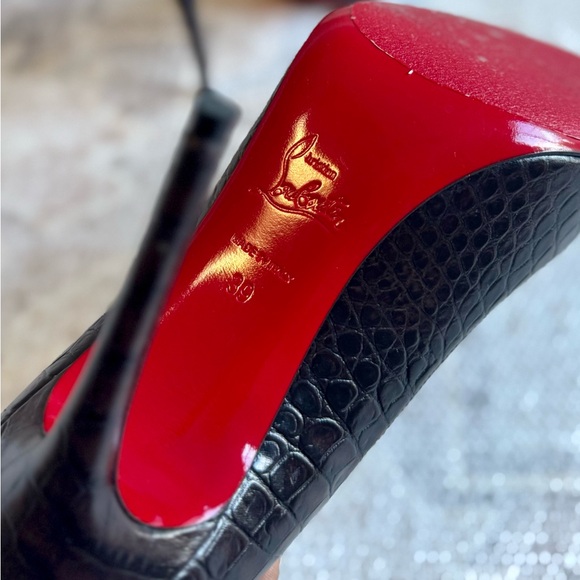 CHRISTIAN LOUBOUTIN
Black Kate 100 Heels - Picture 2 of 11